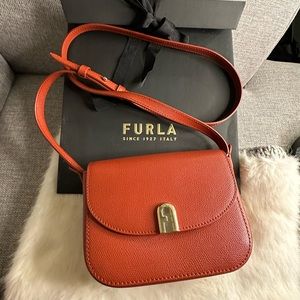 FURLA Chili Oil Red